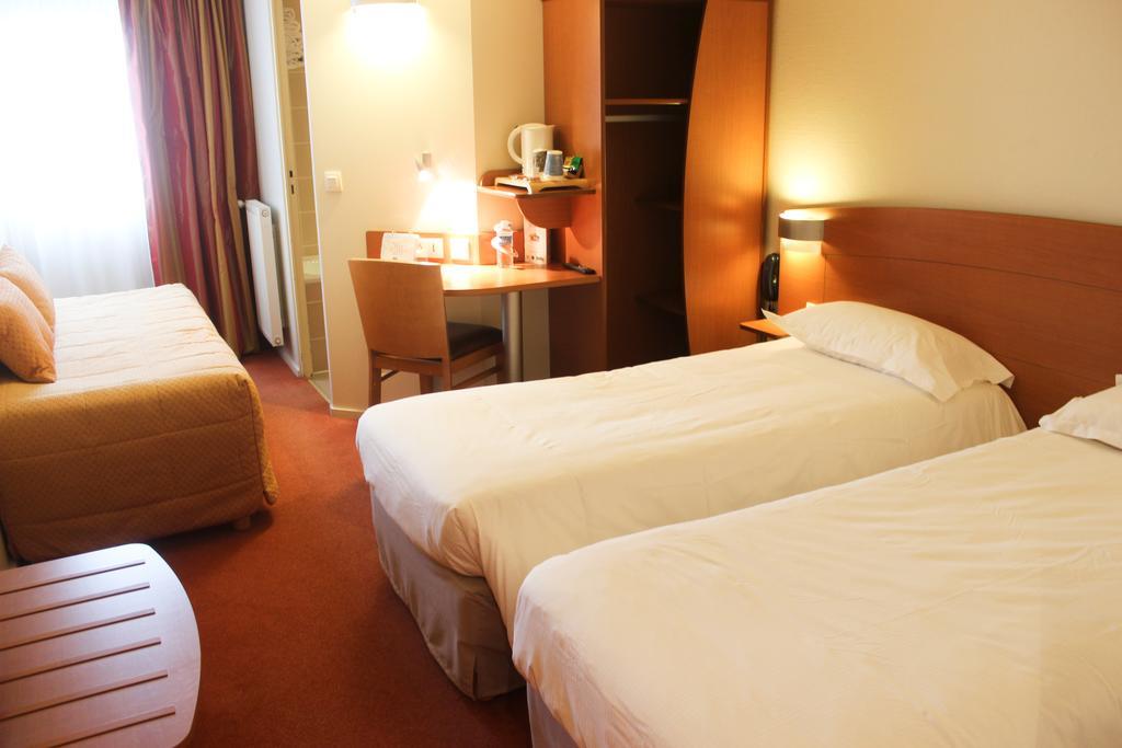 Kyriad Rennes Nord Hotel מראה חיצוני תמונה