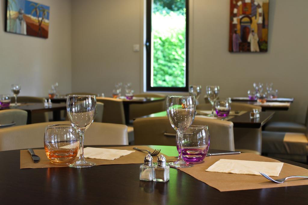 Kyriad Rennes Nord Hotel מראה חיצוני תמונה