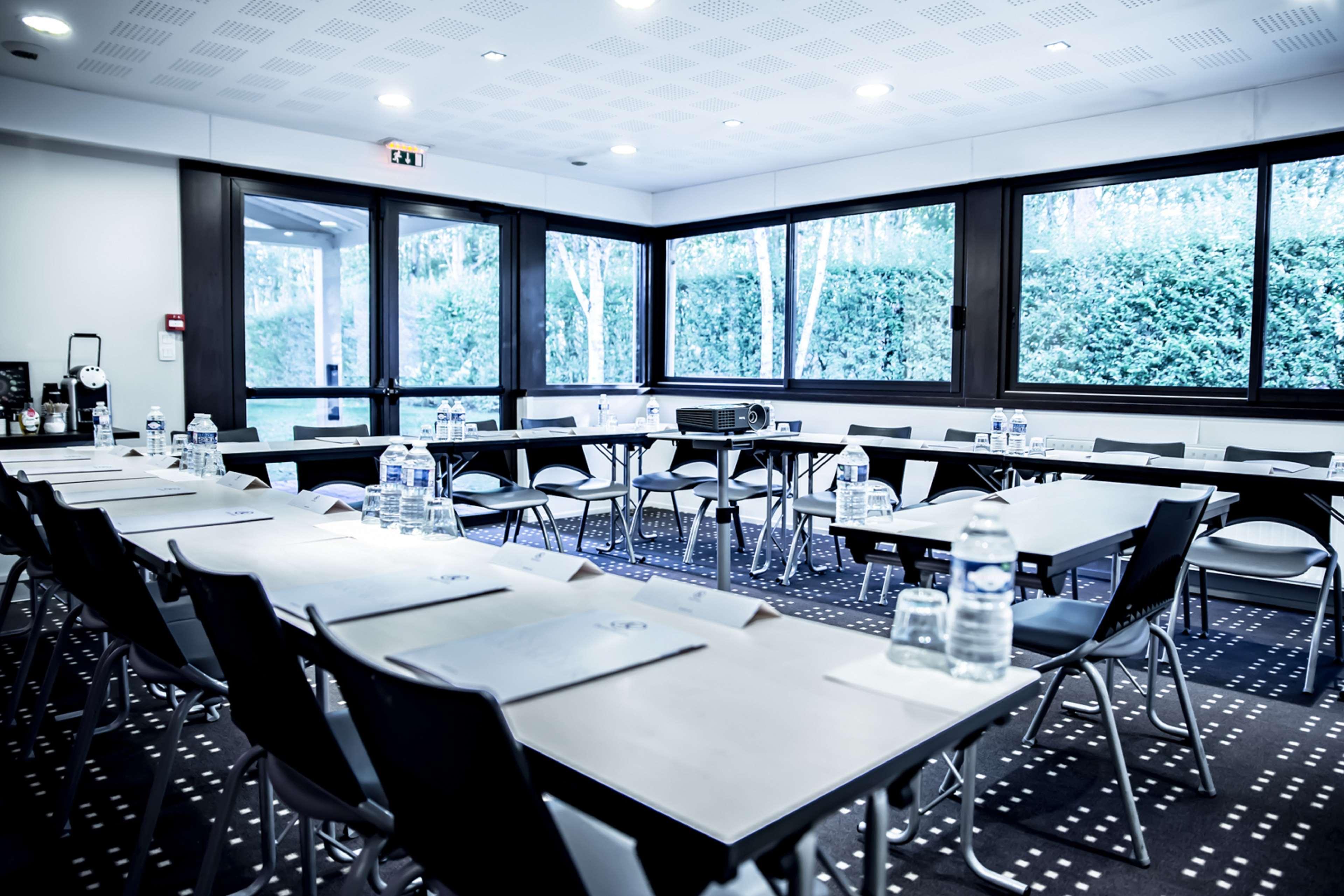 Kyriad Rennes Nord Hotel מראה חיצוני תמונה